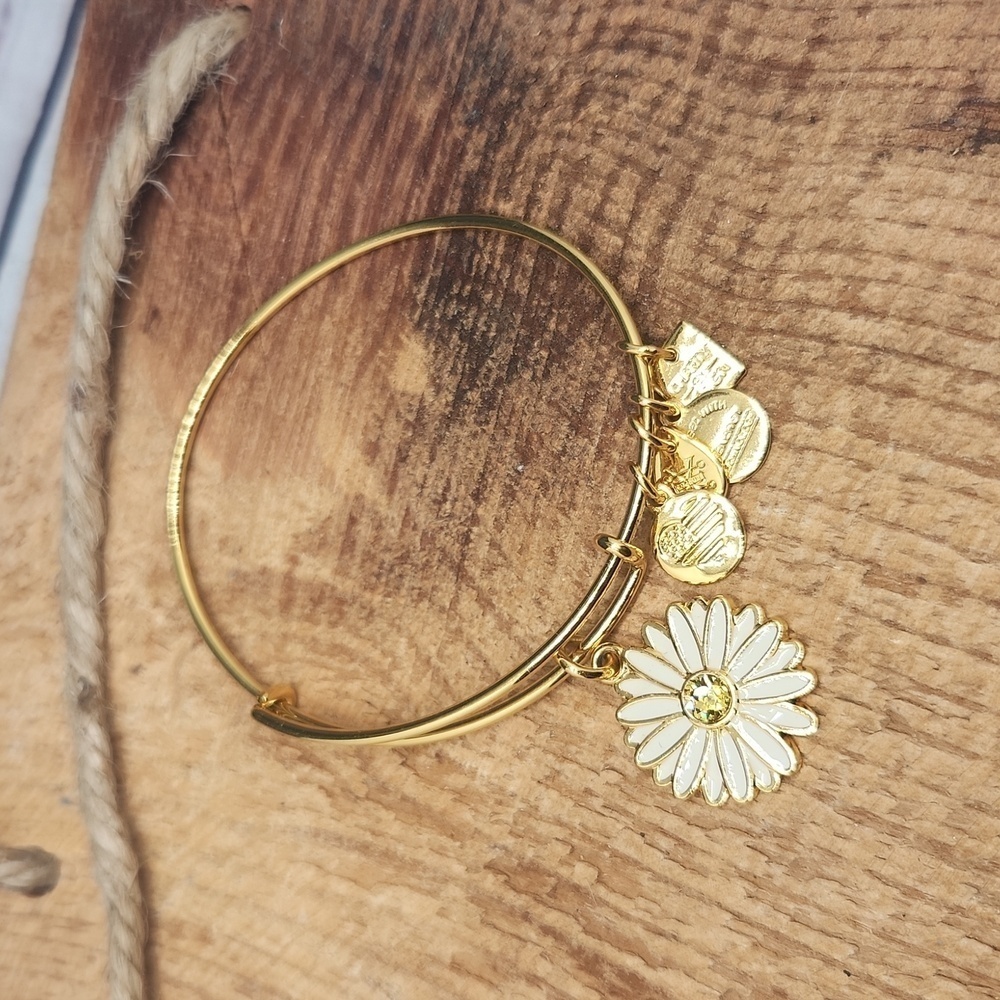 Alex and Ani Spring Flower Charm Pendant‎ Bracelet Gold